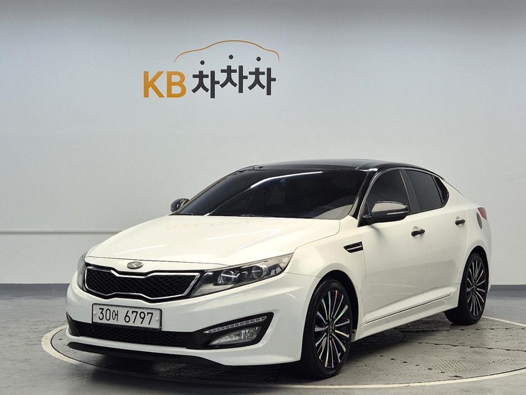 2011 KIA K5 