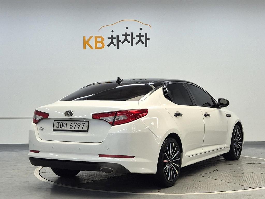 2011 KIA K5 