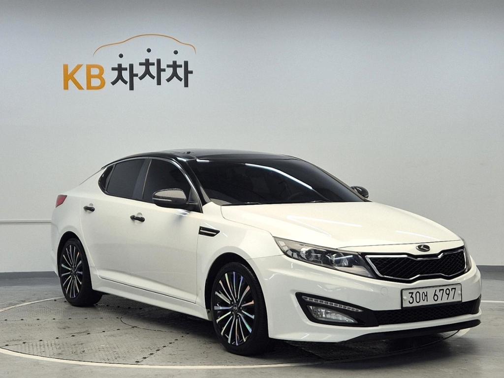 2011 KIA K5 