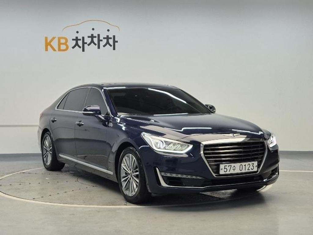 2017 GENESIS EQ900 