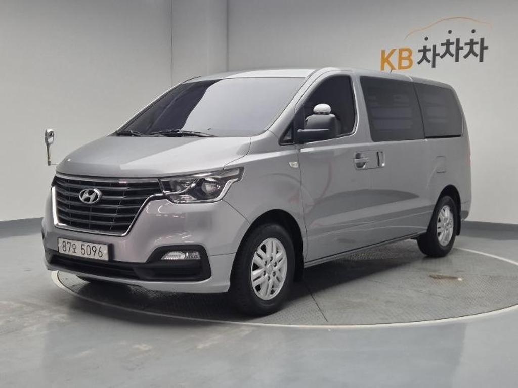 2019 HYUNDAI THE NEW GRAND STAREX 