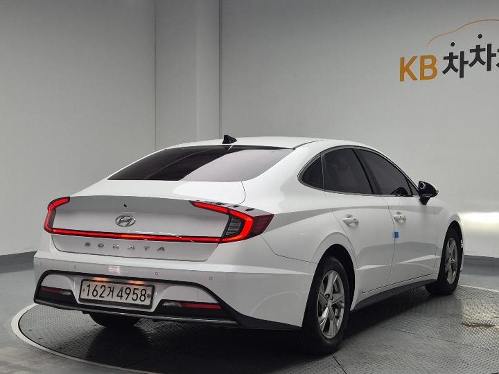 2020 HYUNDAI SONATA (DN8) 