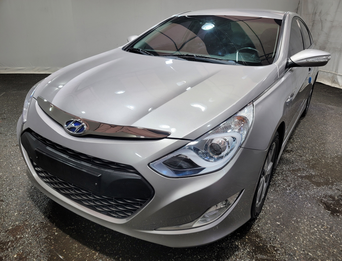 2012 HYUNDAI YF SONATA HYBRID 