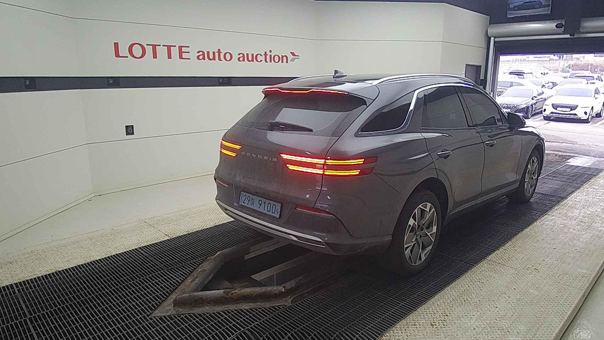 2022 GENESIS eGV70 EV AWD Basic