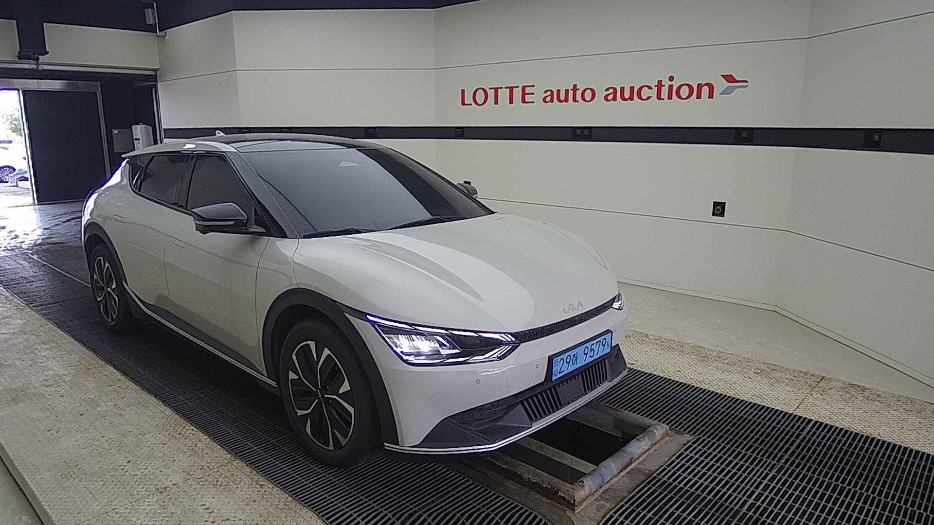2022 KIA EV6 Long Range 4WD Air