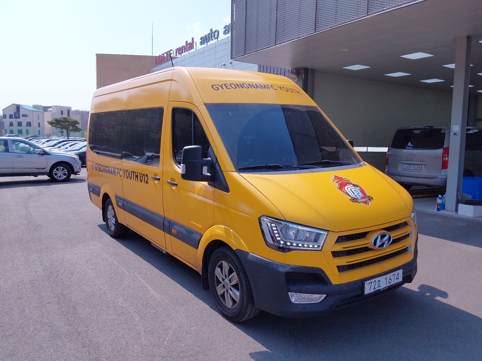 2018 HYUNDAI SOLATI 15seat Ruxury