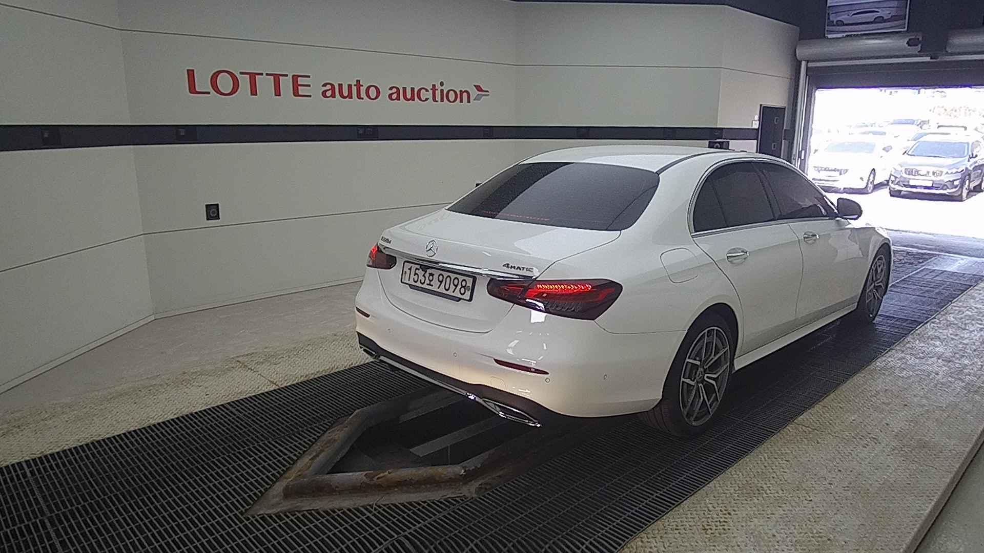 2021 BENZ E CLASS (5Gen) E220d 4MATIC AMG Line