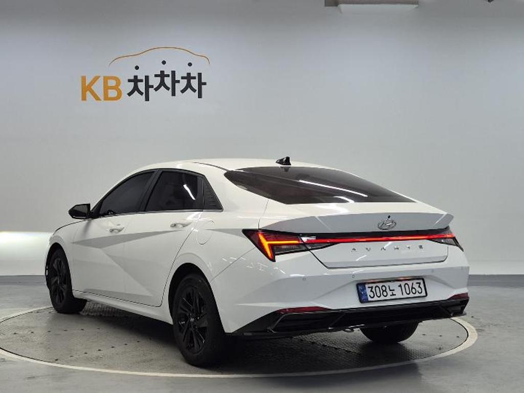 2021 HYUNDAI AVANTE (CN7) 