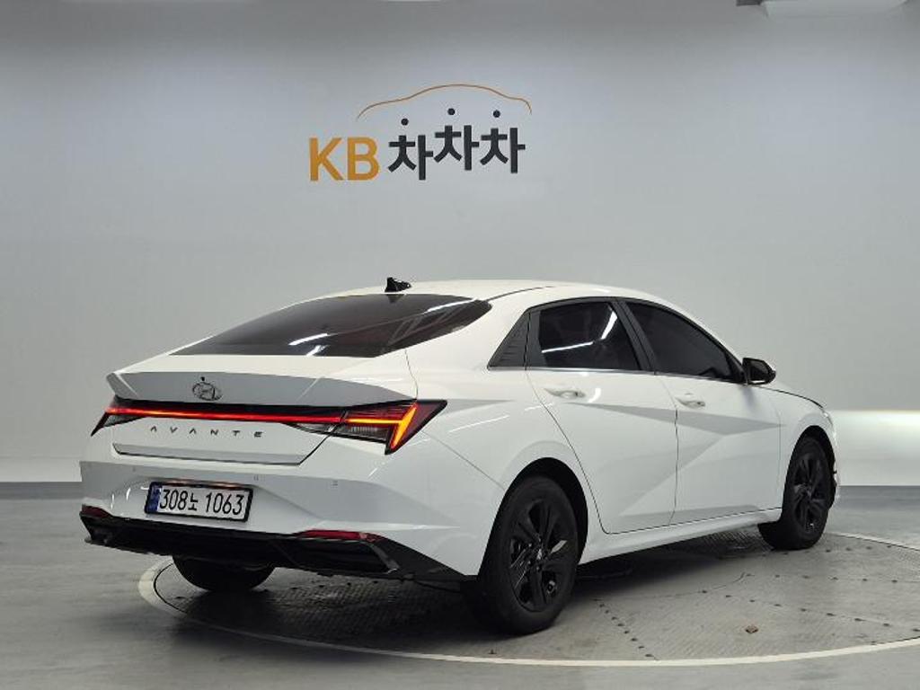 2021 HYUNDAI AVANTE (CN7) 