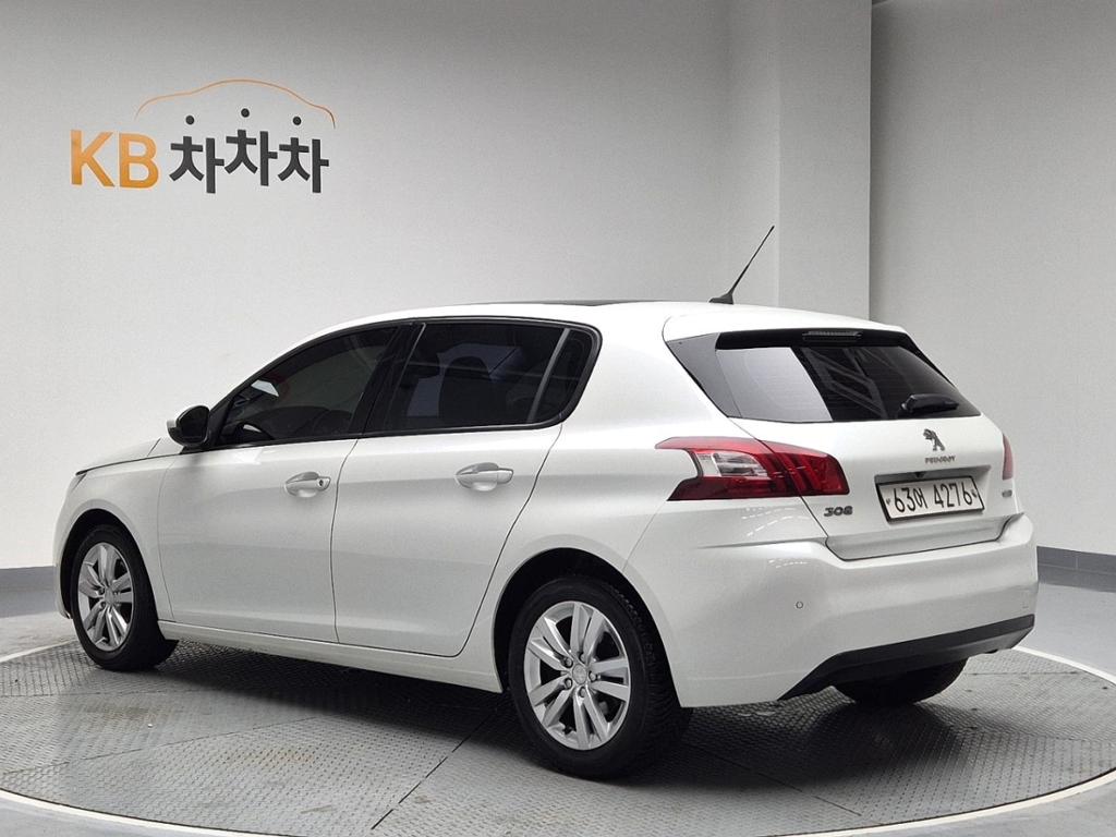 2015 PEUGEOT 308 (2G) 