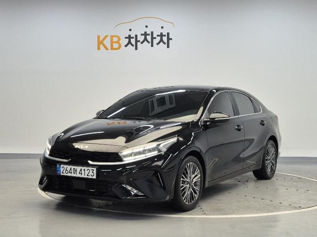 2022 KIA THE NEW K3 