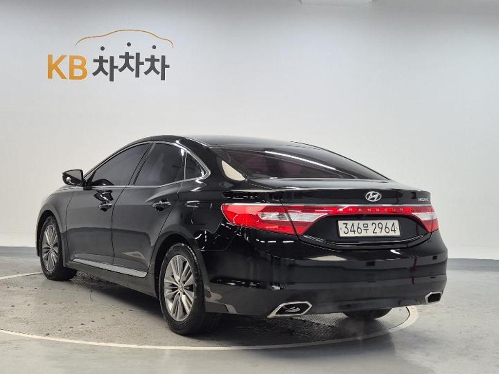 2016 HYUNDAI GRANDEUR HG 