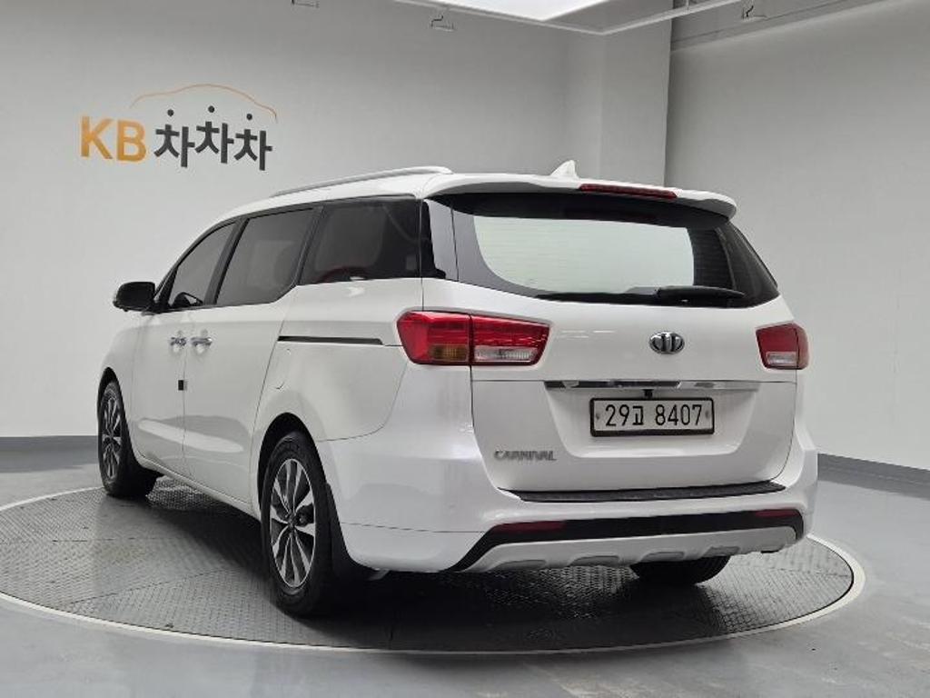 2016 KIA ALL NEW CARNIVAL 
