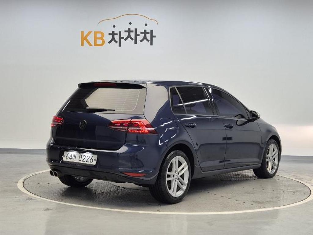 2016 VOLKSWAGEN GOLF (7Gen) 