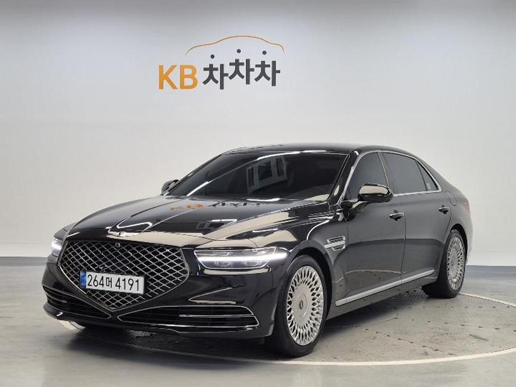 2019 GENESIS G90 