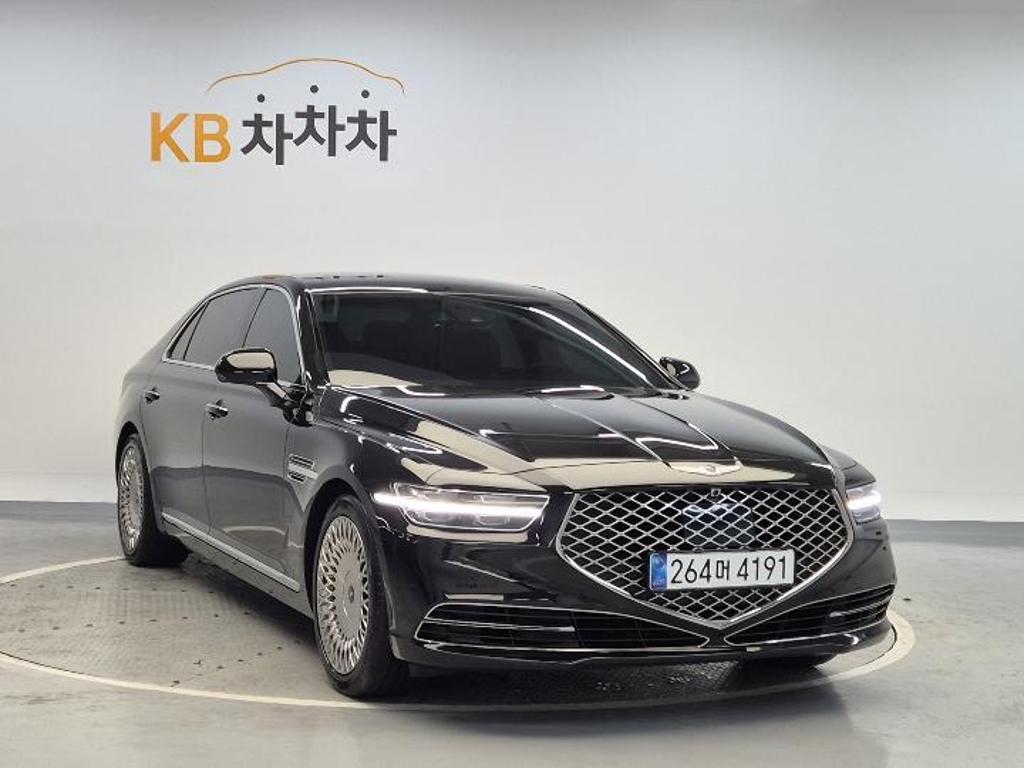 2019 GENESIS G90 