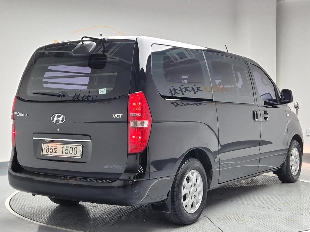 2015 HYUNDAI GRAND STAREX 