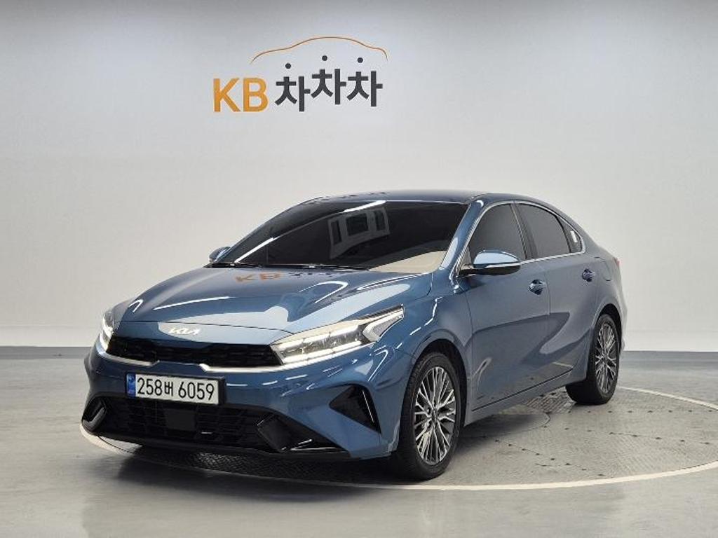 2022 KIA THE NEW K3 