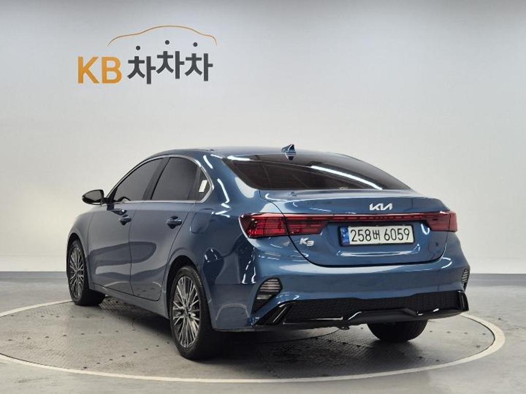 2022 KIA THE NEW K3 