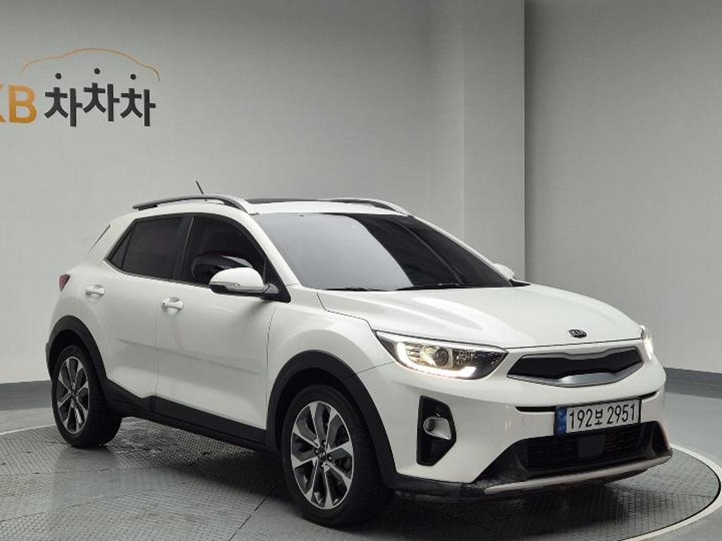 2018 KIA STONIC 