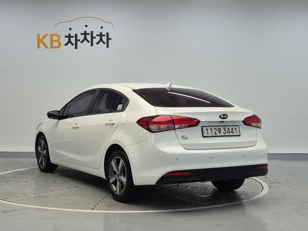 2018 KIA THE NEW K3 
