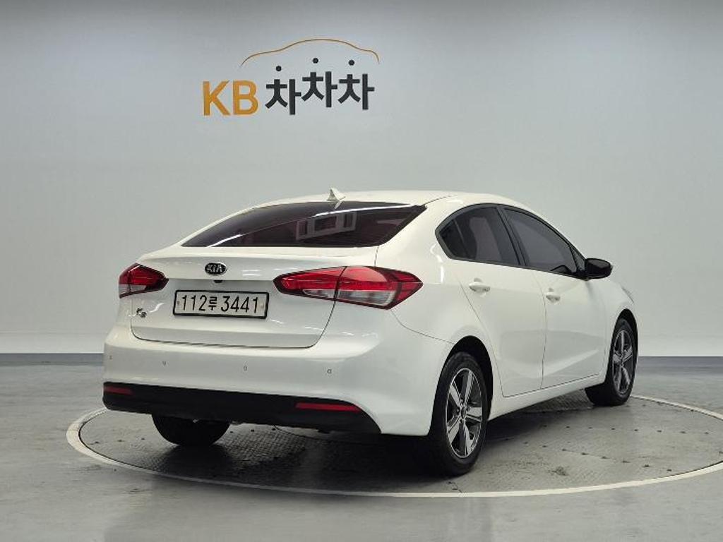 2018 KIA THE NEW K3 