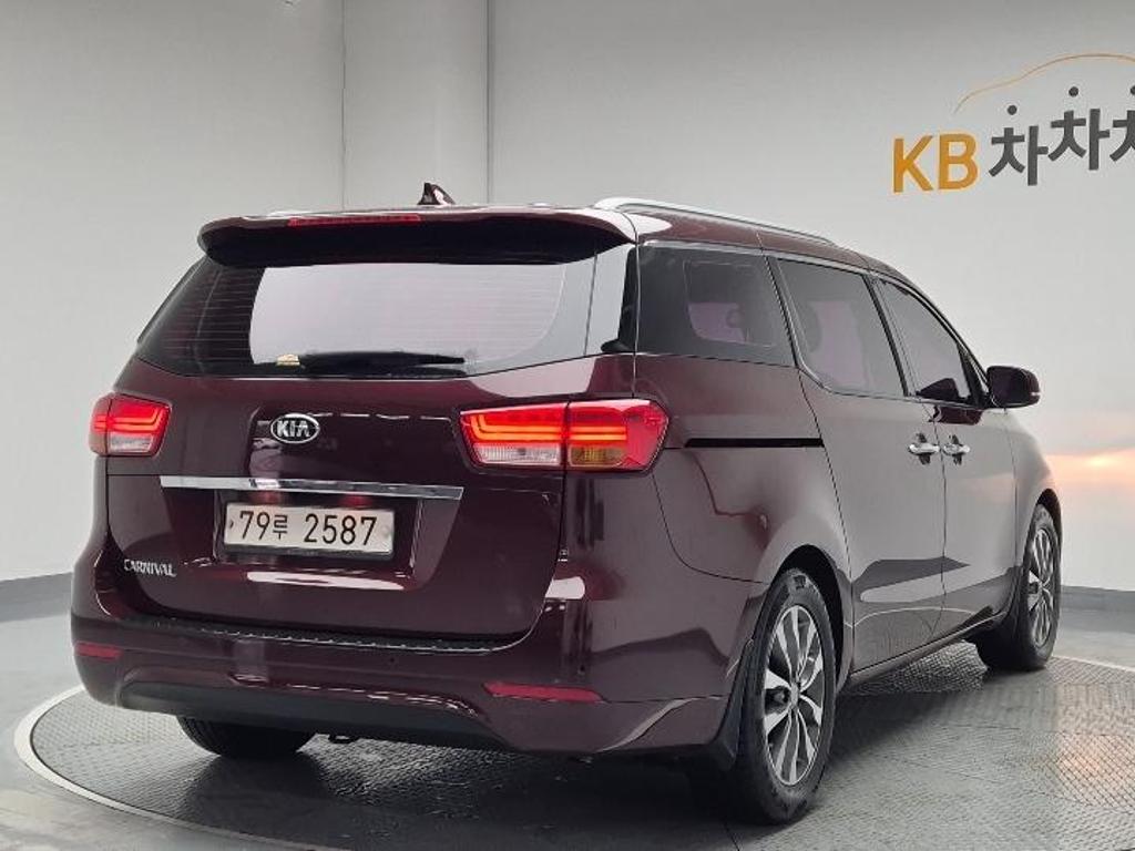 2016 KIA ALL NEW CARNIVAL 