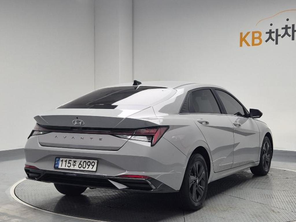 2021 HYUNDAI AVANTE (CN7) 