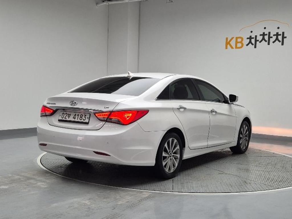 2014 HYUNDAI SONATA THE BRILIANT 