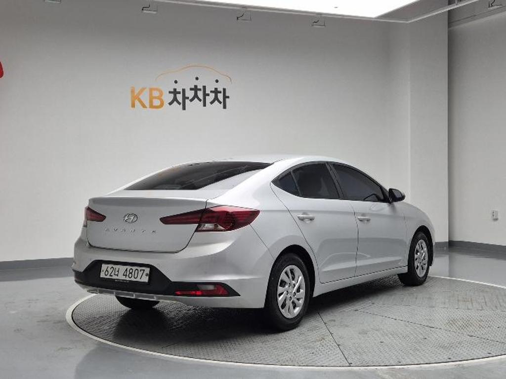 2019 HYUNDAI THE NEW AVANTE AD 