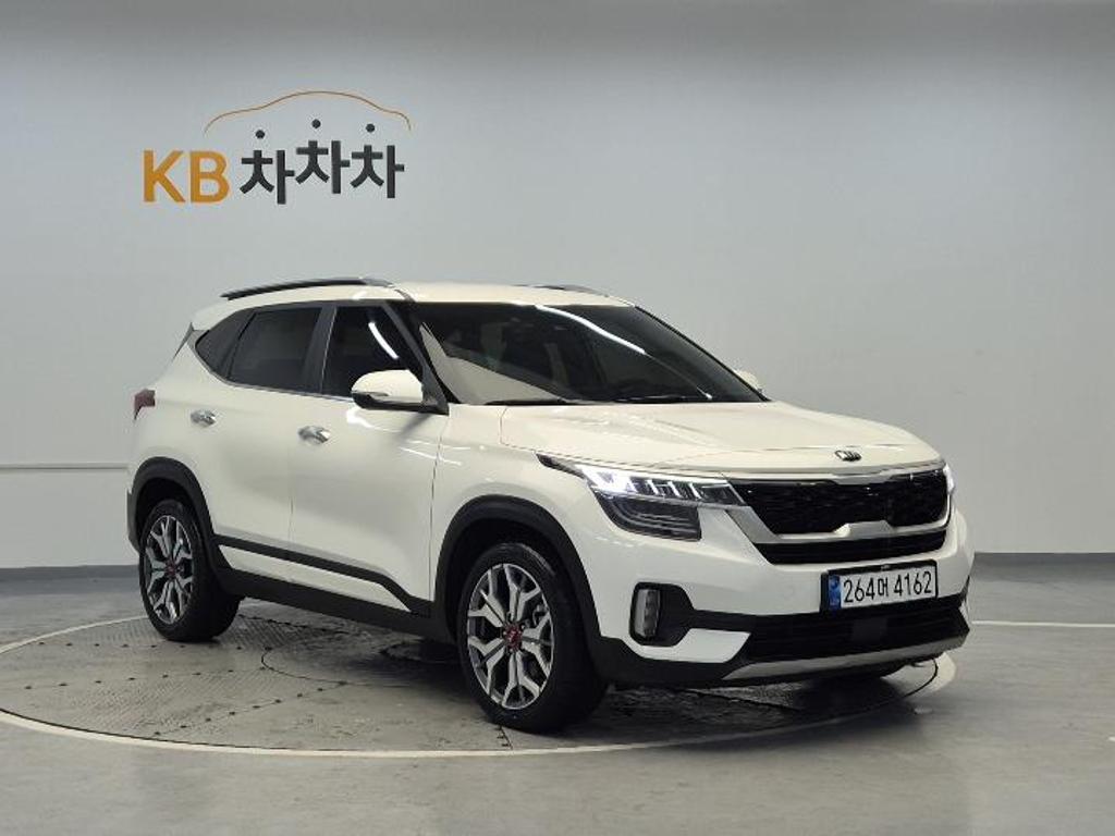 2022 KIA SELTOS 