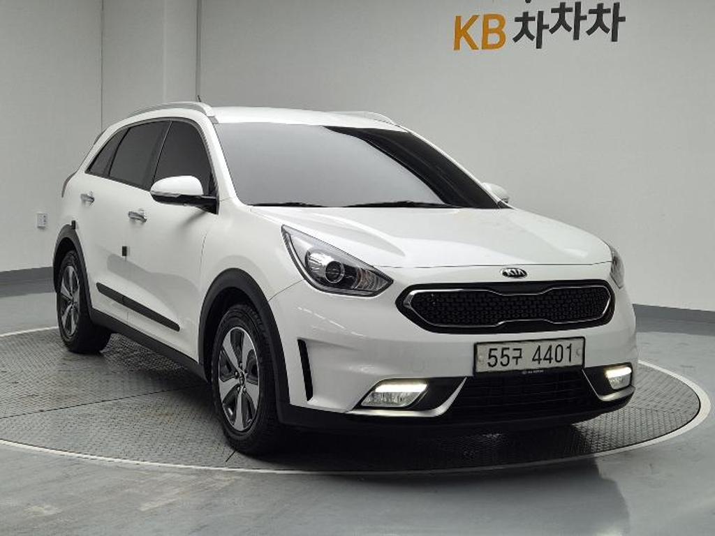2018 KIA NIRO 