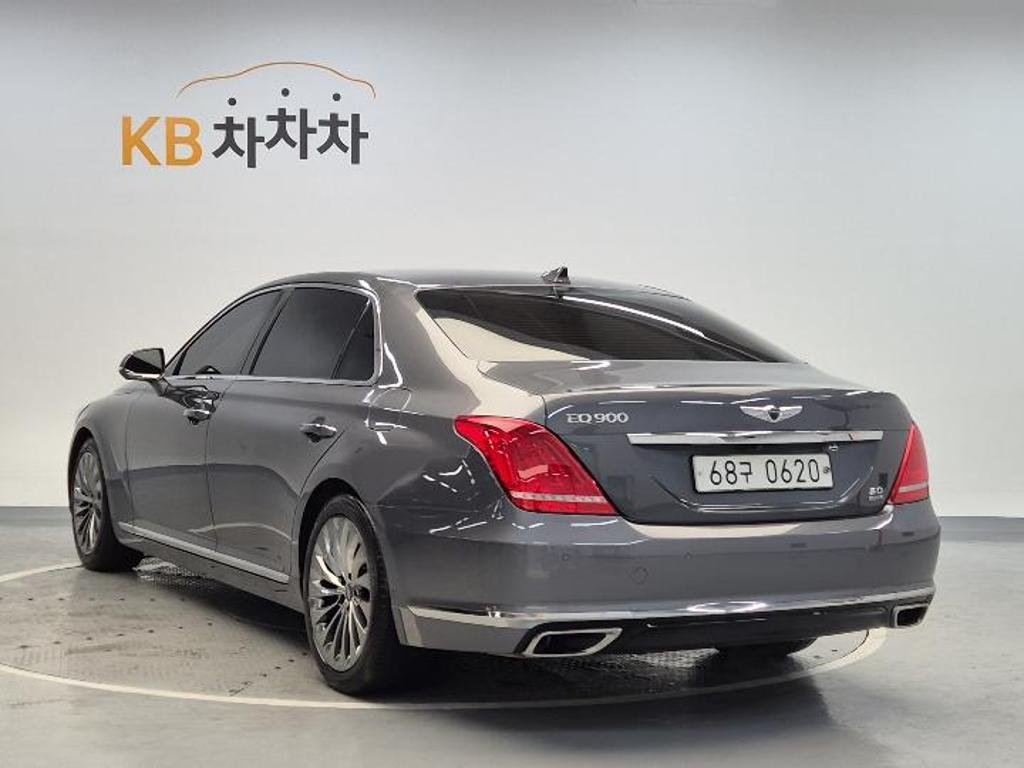 2016 GENESIS EQ900 