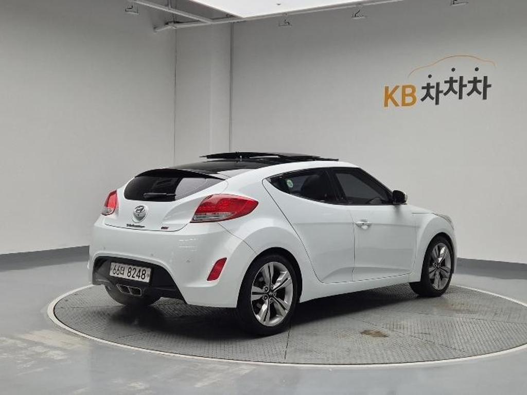 2012 HYUNDAI VELOSTER 