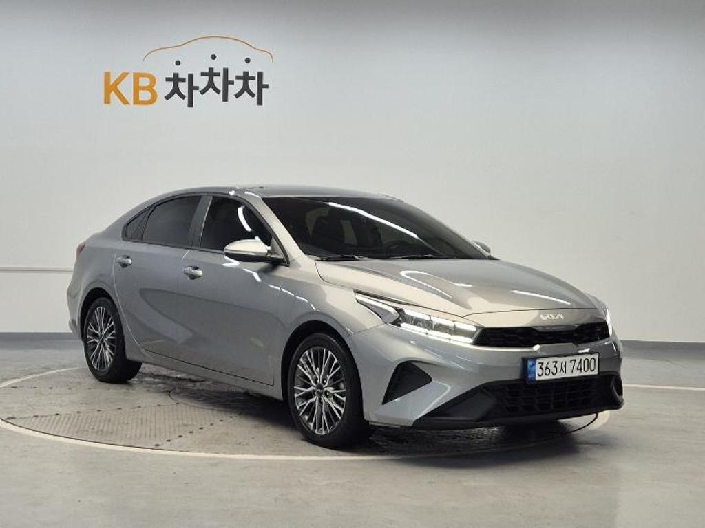 2023 KIA THE NEW K3 