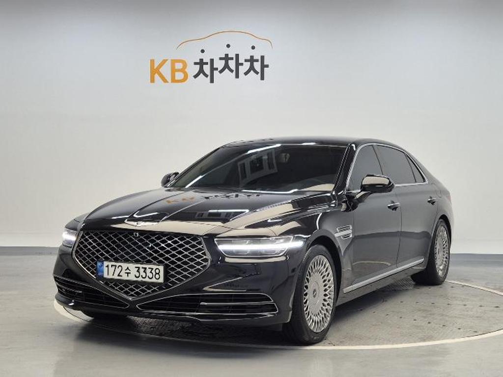 2021 GENESIS G90 