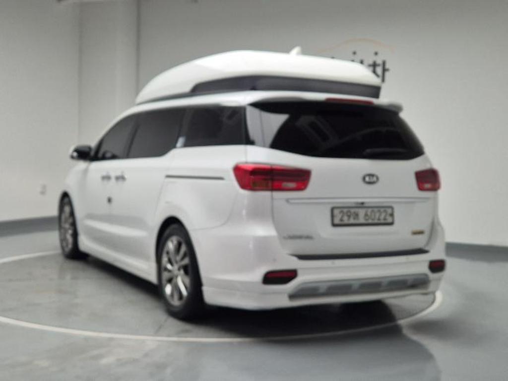 2019 KIA THE NEW CARNIVAL 
