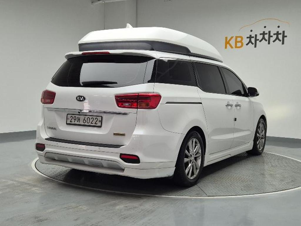 2019 KIA THE NEW CARNIVAL 