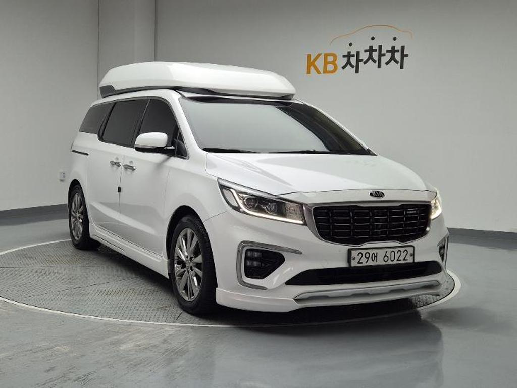 2019 KIA THE NEW CARNIVAL 