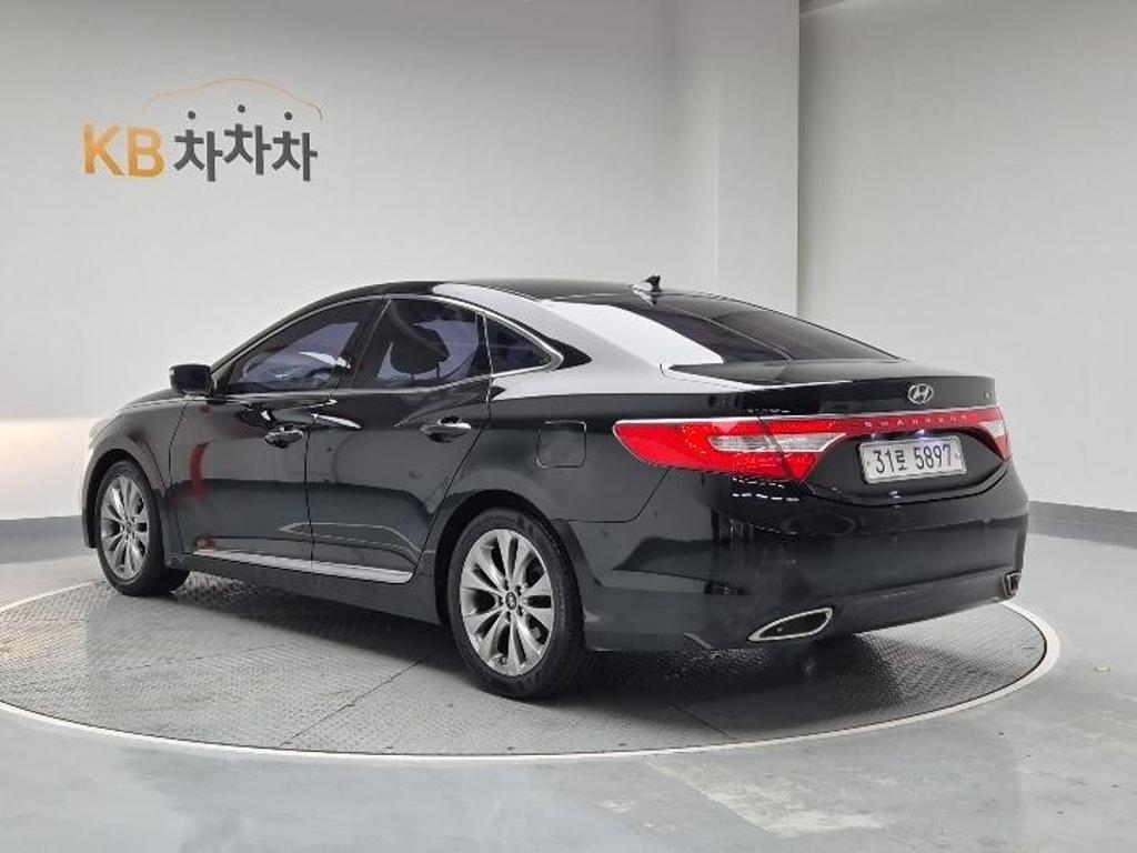 2012 HYUNDAI GRANDEUR HG 