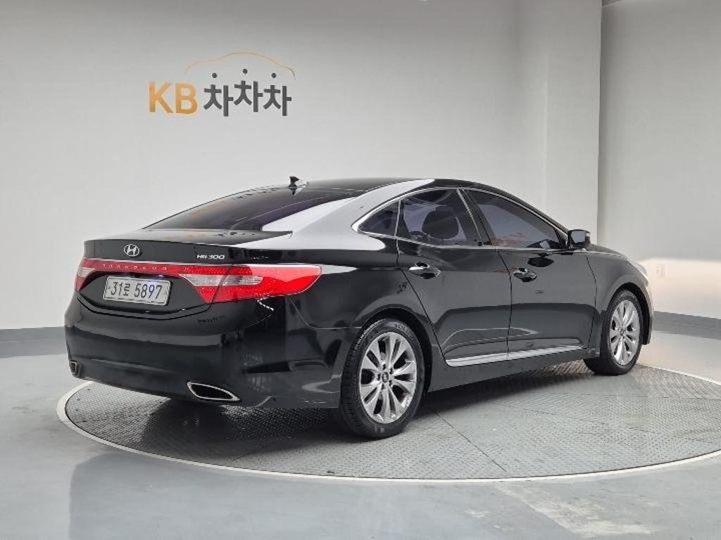 2012 HYUNDAI GRANDEUR HG 