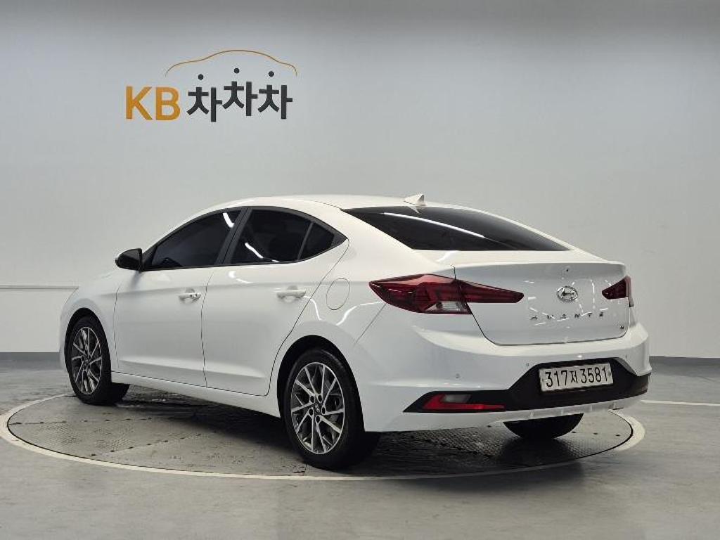 2019 HYUNDAI THE NEW AVANTE AD 