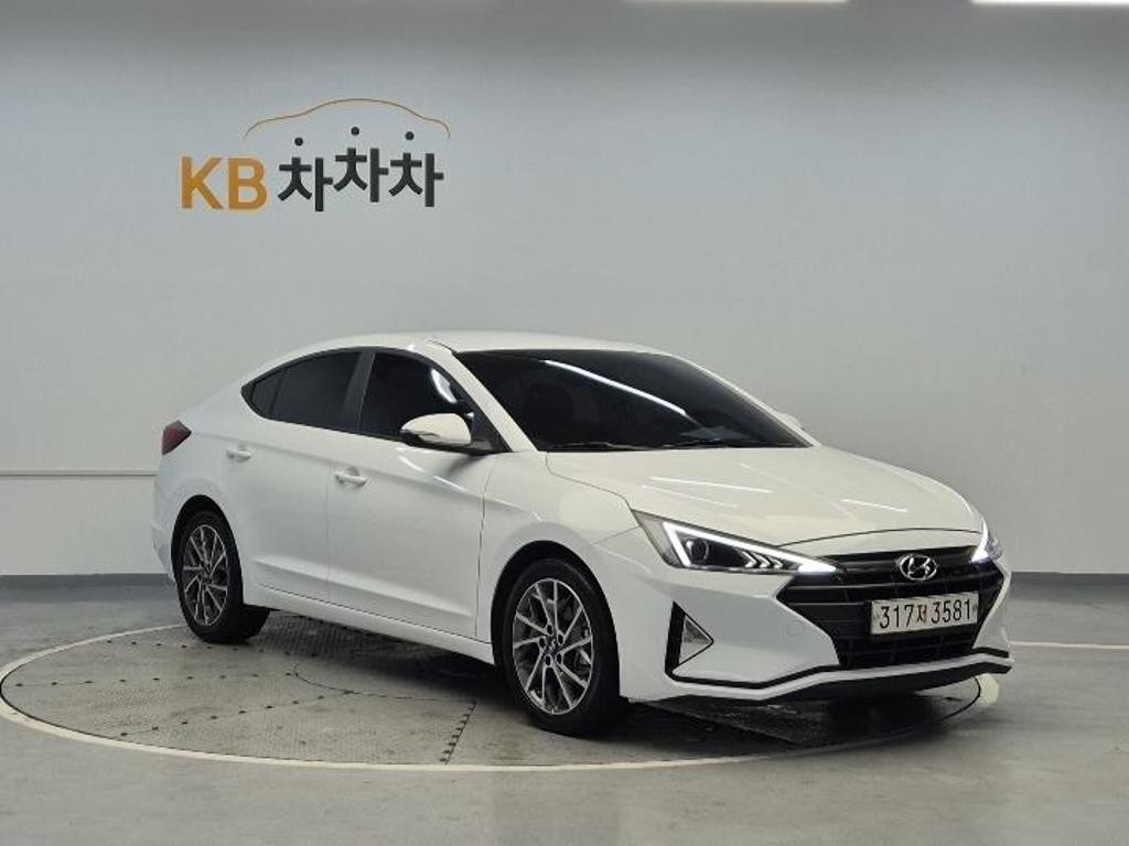 2019 HYUNDAI THE NEW AVANTE AD 