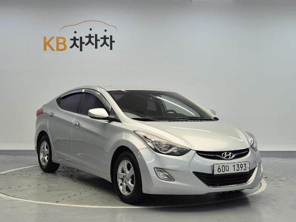 2011 HYUNDAI AVANTE MD 
