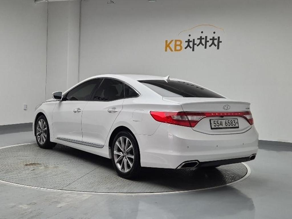 2015 HYUNDAI GRANDEUR HG 