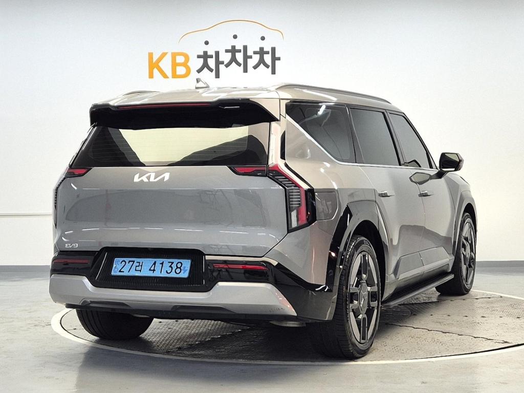 2024 KIA EV9 