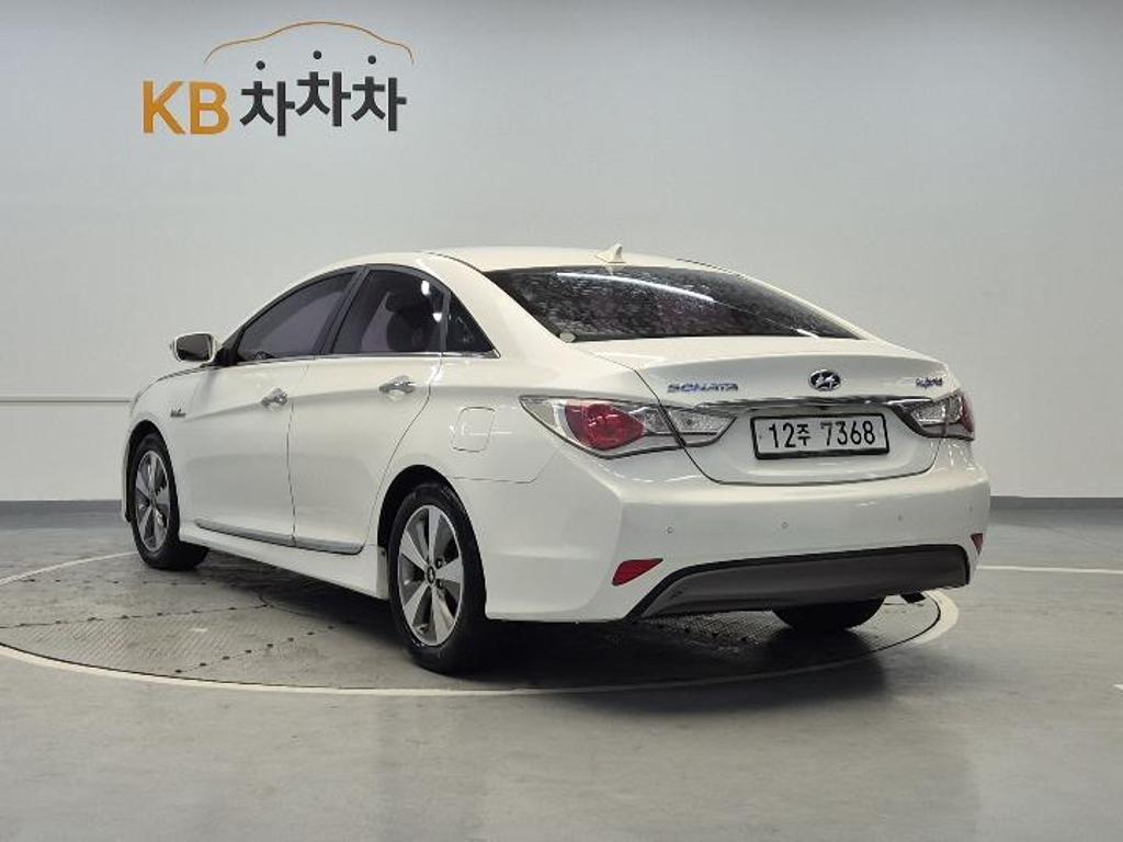 2012 HYUNDAI YF SONATA HYBRID 