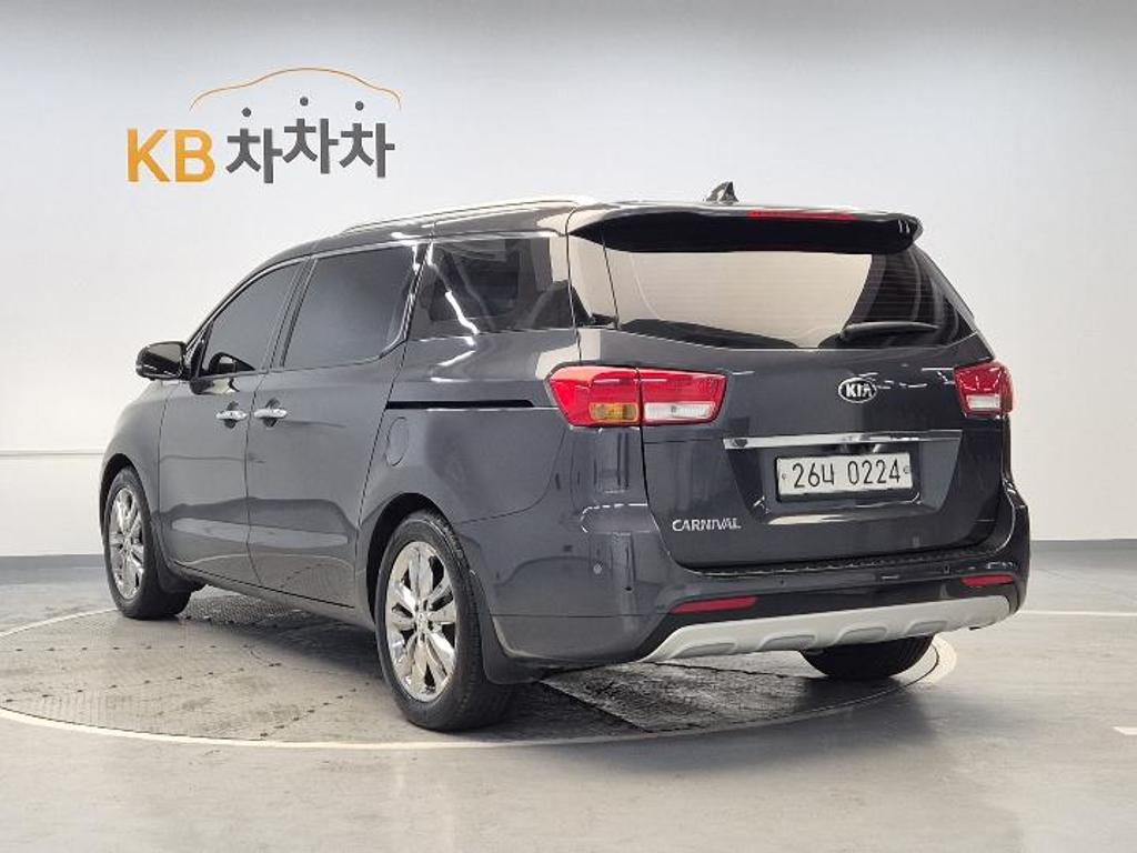 2017 KIA ALL NEW CARNIVAL 