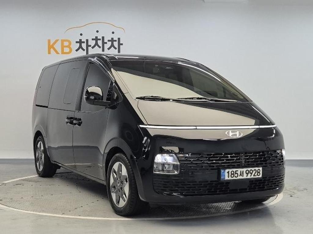 2022 HYUNDAI STARIA 