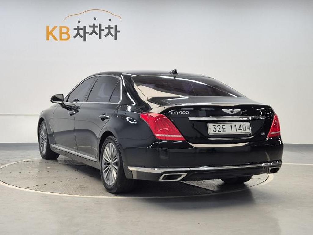 2016 GENESIS EQ900 
